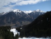 Blick auf den Aeroplanstadl und den Talort Bad Hofgastein