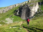 Wir beobachten ein Murmeltier beim Bockhartsee