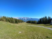 Etwas unter uns liegt die Eiskarhütte