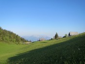 Wir passieren bei unserem Anstieg die Enzianhütte