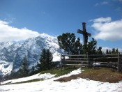Gipfelkreuz vom Rossfeld mit dem Hohen Göll