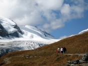 Gletscherblicke am Weg zur Oberwalderhütte
