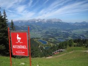 Herrlicher Blick vom Hahnenkamm auf den Seidlalmsee und den Wilden Kaiser