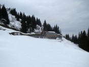 Eine der bliebten Hütten auf der Schlossalm - Haitzingalm