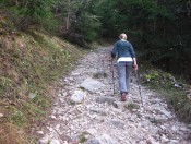 Am steilen Jägersteig auf das Grat zum Schlenken