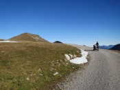 Mit dem Kinderwagen kann man bis zur Anhöhe fahren