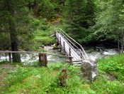 Holzsteg über den Kötschachbach