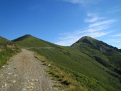 Der Ochsenkopf und der Hundstein mit dem Statzerhaus am Gipfel