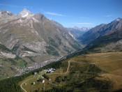 Die Rifflalp und darunter der Ort Zermatt