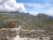 Rivugio Lavaredo auf 2344 m Seehöhe