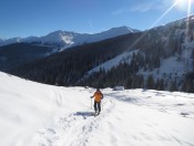 Blick zurück zum Skigebiet Stubnerkogel