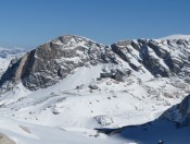 Wir erreichen bei unserer Skitour die Simonyhütte (2205m)