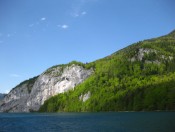 Schifffahrt auf dem Wolfgangsee mit Blick auf den Falkenstein