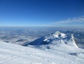 Blick vom Untersberg auf das Zeppezauer Haus und die Stadt Salzburg