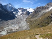 Wir steigen ab zum Zmuttgletscher am Fuße des Matterhorns