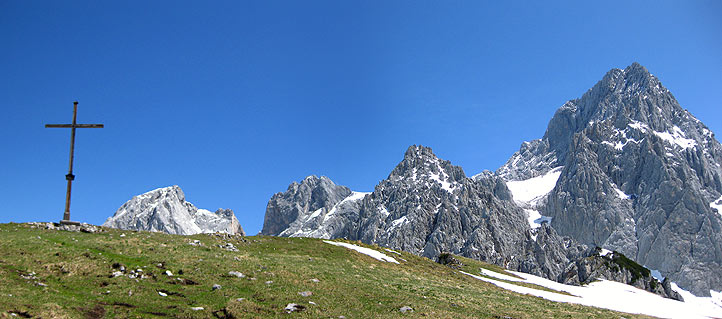 Eiskarlschneid - Sulzenschneid mit Eiskarlspitz und Torstein im Hintergrund