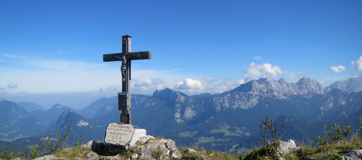 Am höchsten Punkt der Wanderung auf der Loferer Alm - das Grubhörndl